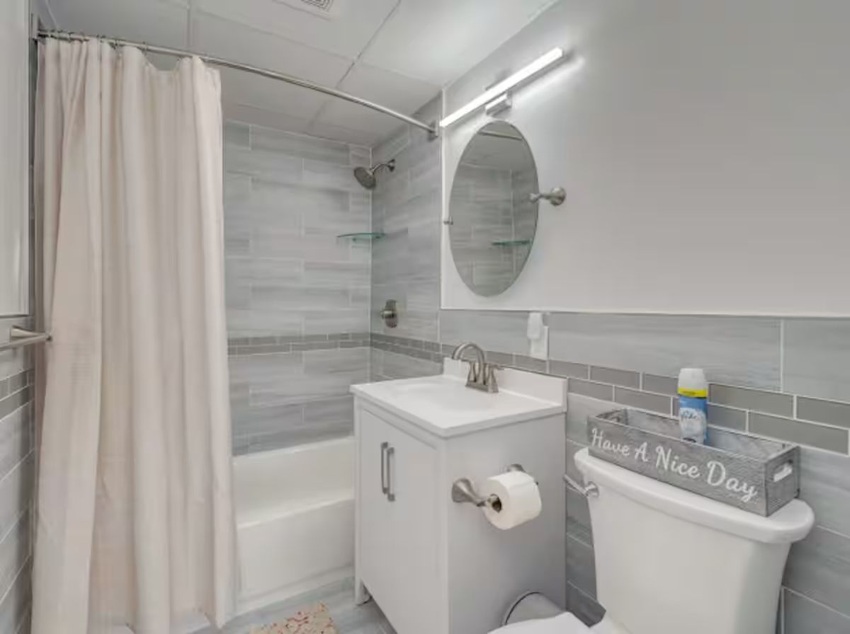Full bathroom